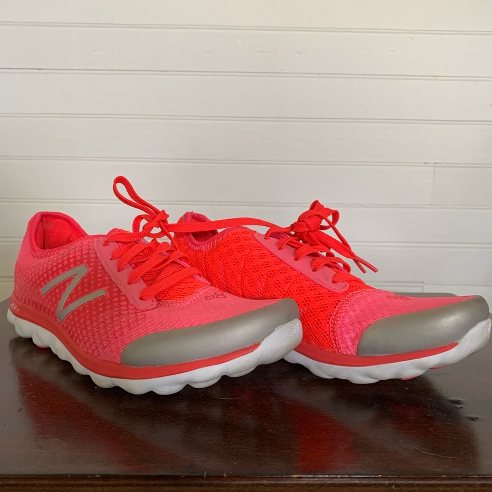 Nike Breast Cancer Awareness Edition Tennis Shoes